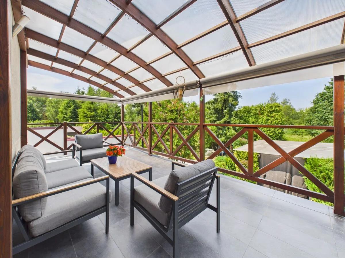 273m² użytkowej| Duży ogród|10 pokoi |2 garaże